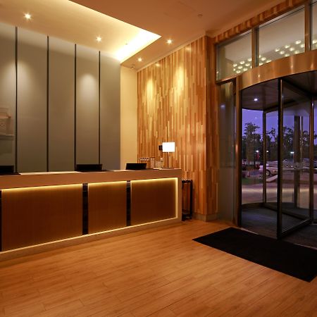 Holiday Inn Express Haikou West Coast By Ihg Exterior photo