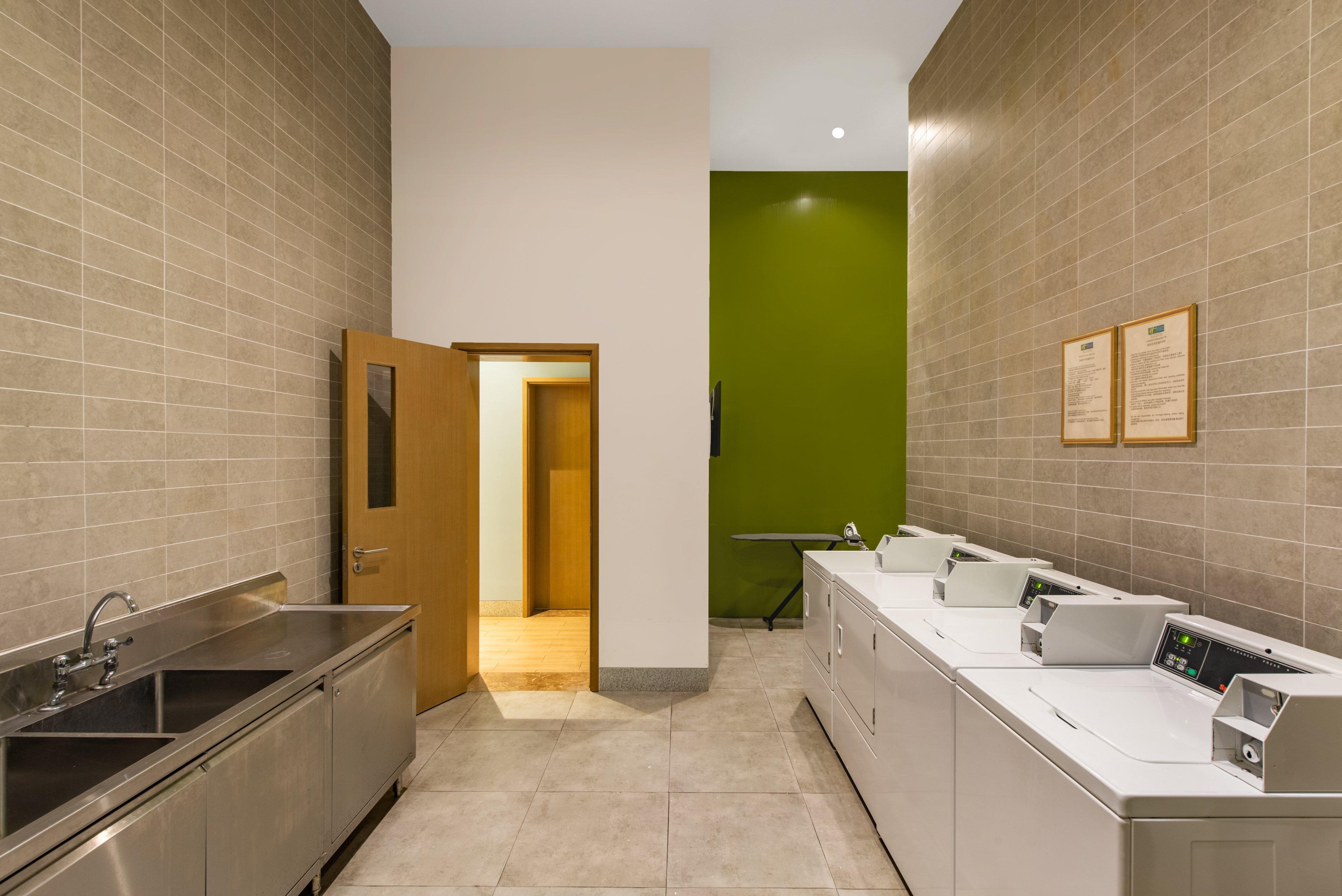 Holiday Inn Express Haikou West Coast By Ihg Exterior photo